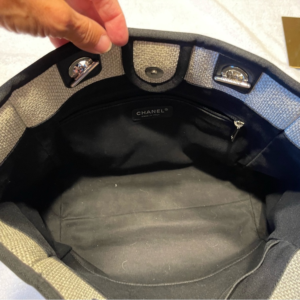Chanel Deauville Shoulder Bag - Picture 12 of 16